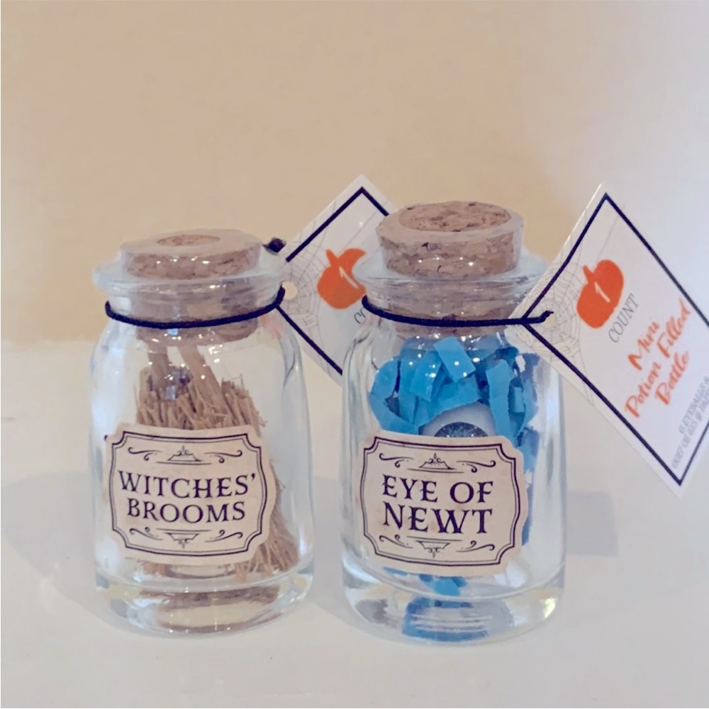 🎃 Target Halloween Bullseye Mini Potion Bottles Witches Broom & Eye of Newt